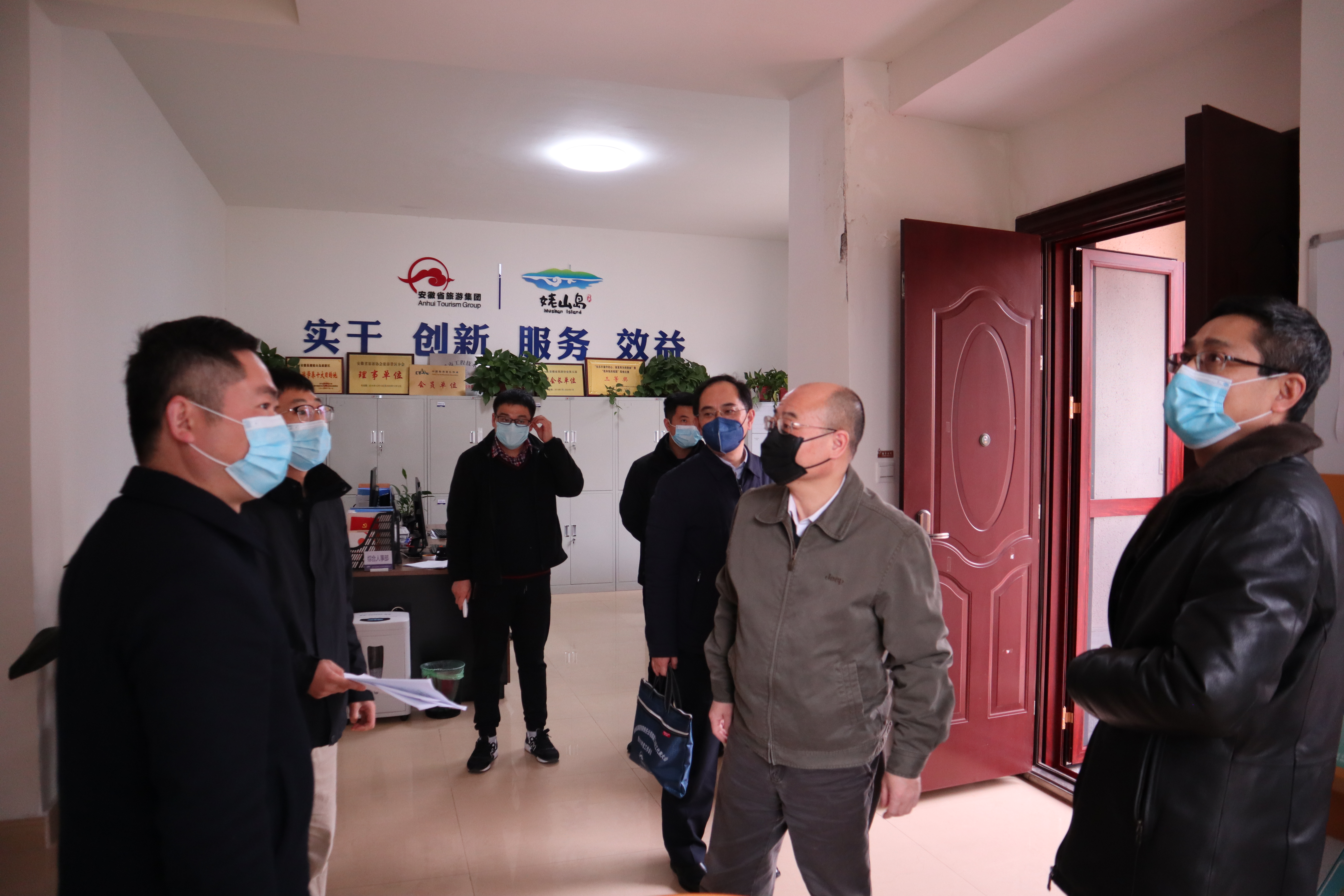 省旅游集團(tuán)總經(jīng)理張輝一行到姥山島旅游發(fā)展公司調(diào)研復(fù)工復(fù)產(chǎn)及姥山島項(xiàng)目推進(jìn)工作